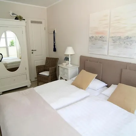 Godeke Michels Feriewohnung 32seewind Mueggenburger Weg 40 Apartment Zingst