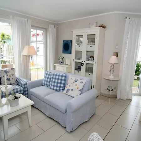 Apartment Godeke Michels Feriewohnung 32seewind Mueggenburger Weg 40 Zingst